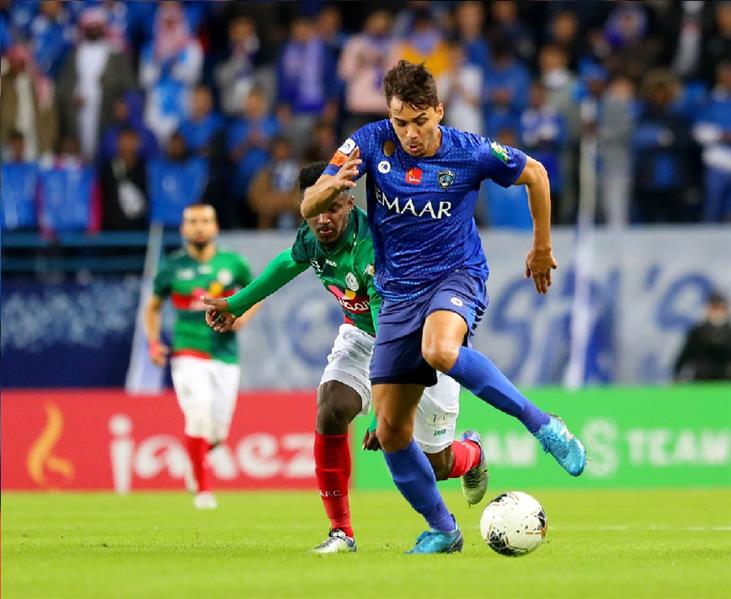 جستنيه: مبروك الفوز المستحق للهلال.. وضربة جزاء الاتفاق صحيحة 100%