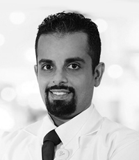 منذر الشارخ