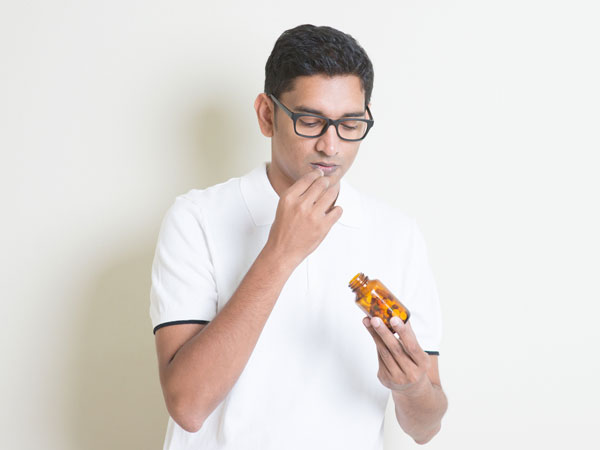 بعض الادوية التى تؤخذ عن طريق الفم تسبب دموع العين