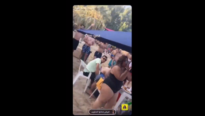 لبنانيون يتعرون في الخبر