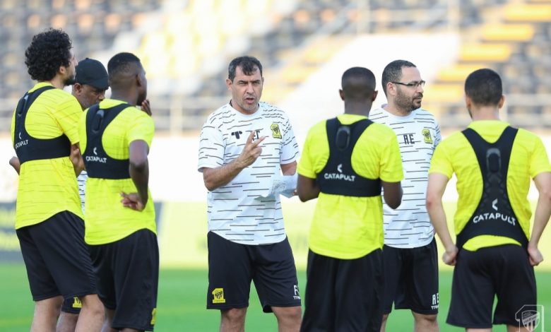 قرار جديد من مدرب اتحاد جدة قبل مكافحة الشباب