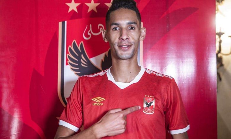 أعلن مسؤول الأهلي ضم بدر بانون. أعلن مسؤول الأهلي ضم بدر بانون.