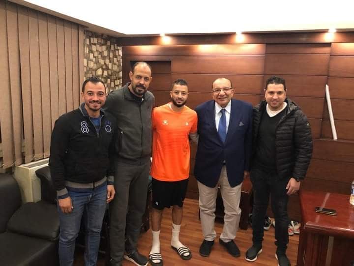 بدون وصف