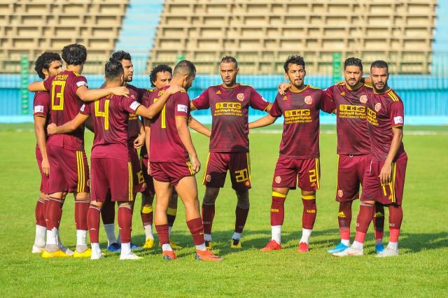 أسوان وسيراميكا والجونة والجيش مرتبطة في المباراة الافتتاحية للدوري الممتاز. تعادل أسوان وسيراميكا والجونة والجيش لافتتاح الدوري الممتاز.
