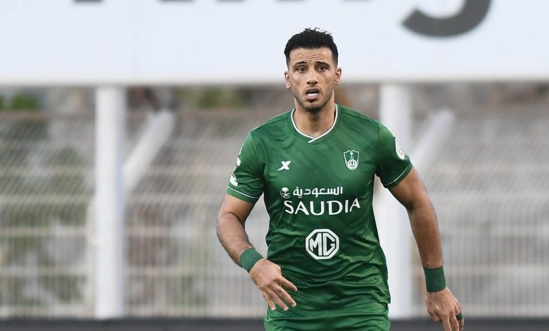 الأهلي جدة يكثف جهوده للقبض على السومة في مباراة الكلاسيكو. الأهلي جدة يكثف جهوده للقبض على السومة في مباراة الكلاسيكو.