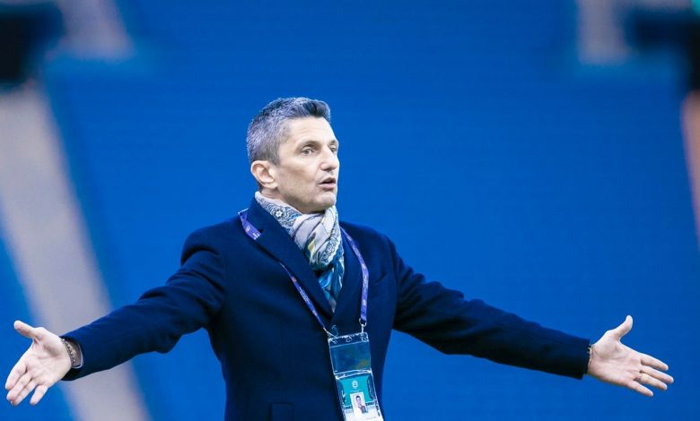 أظهر لوسيسكو هزيمة الهلال أمام غزاة كأس الملك. أظهر لوسيسكو هزيمة الهلال أمام الفاتحين في كأس الملك.
