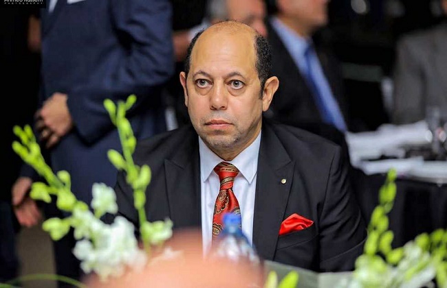 أحمد سليمان يطلق رصاصة على مرتضى منصور.