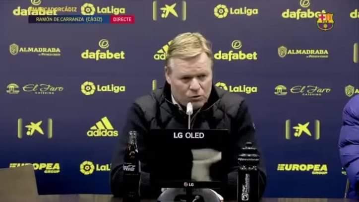 كومان يعترف بصعوبة فوز برشلونة في الدوري الإسباني بعد خسارته أمام قادس كومان يعترف بصعوبة فوز برشلونة في الدوري الأسباني بعد خسارته أمام قادس