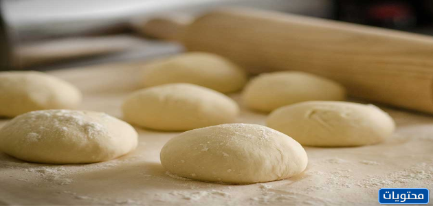 طريقة عمل عجينة مقرمشة وسريعة بالصور والمكونات