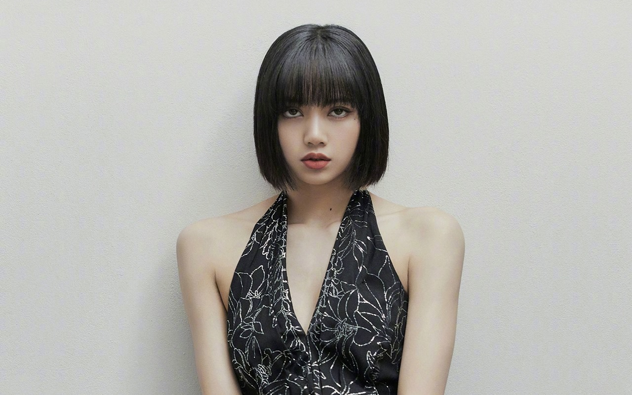 تكشف ليزا من بلاك بينك عن سبب كونك معلمًا مهمًا