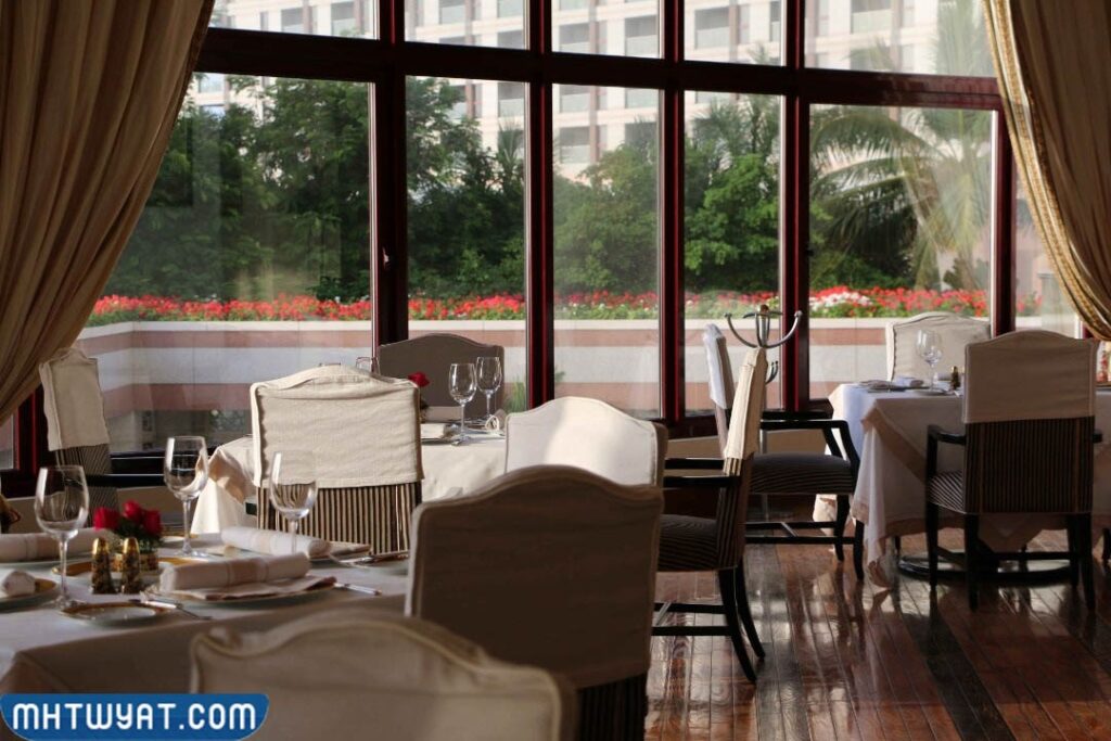 مطعم ارومي