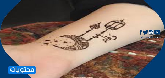 نقشات حناء هلال ونجمة